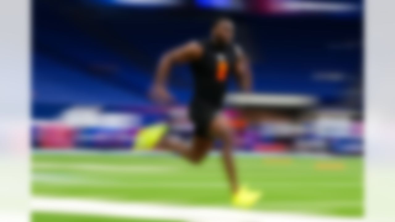 Notre Dame running back Jeremiyah Love (11) runs the 40-yard dash during the 2026 NFL Scouting Combine on Saturday, February 28, 2026 in Indianapolis, Indiana.