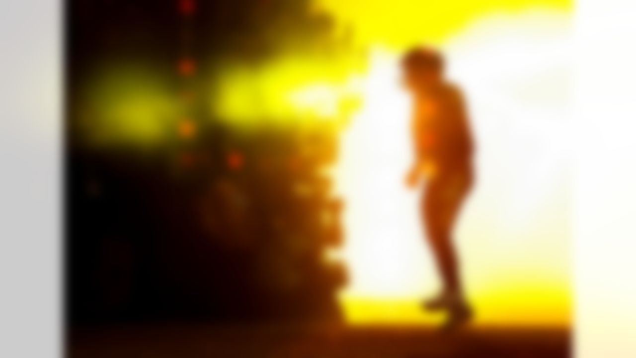 Pittsburgh Steelers guard Mason McCormick (66) runs on to the field before an NFL football game against the Miami Dolphins on Monday, Dec. 15, 2025 in Pittsburgh. (Lauren Leigh Bacho/NFL)