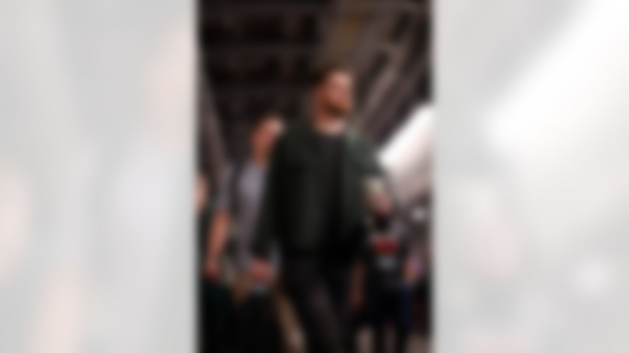 Seattle Seahawks quarterback Sam Darnold (14) arrives prior to the NFL Super Bowl LX football game against the New England Patriots on Sunday, February 8, 2026 in Santa Clara, Calif.