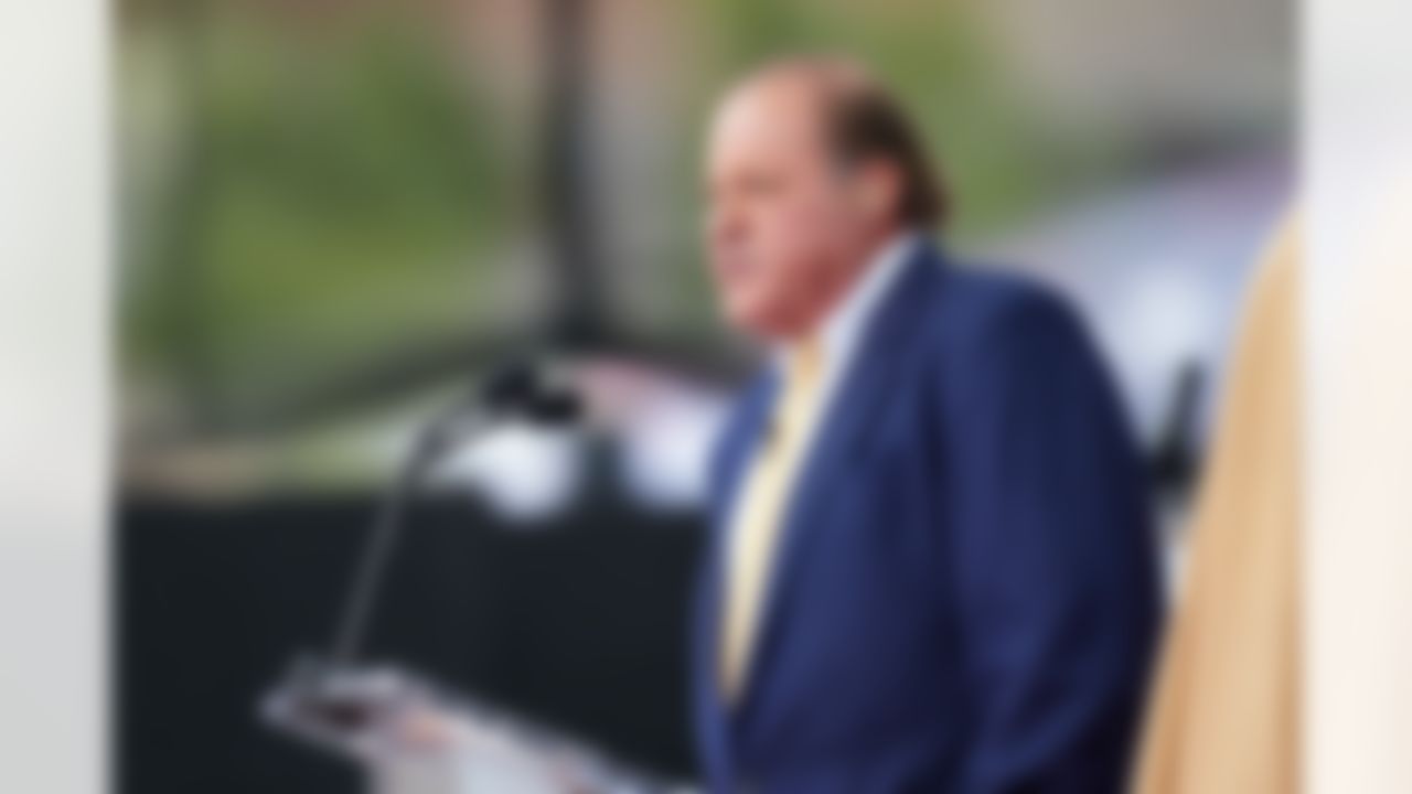 Master of ceremonies Chris Berman speaks during the Pro Football Hall of Fame Class of 2025 Enshrinement Ceremony on Saturday, August 2, 2025 in Canton, Ohio.