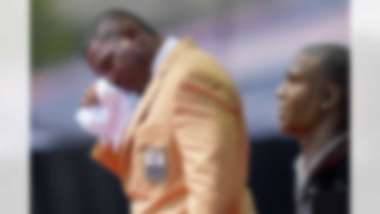 Hall of Fame inductee Antonio Gates takes a moment during the Pro Football Hall of Fame Class of 2025 Enshrinement Ceremony on Saturday, August 2, 2025 in Canton, Ohio.
