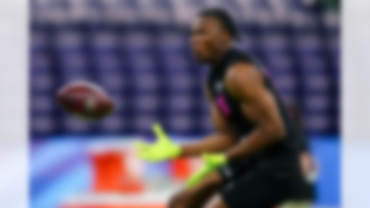 Ohio State defensive back Davison Igbinosun (15) participates in a drill during the 2026 NFL Scouting Combine on Friday, February 27, 2026 in Indianapolis, Indiana.