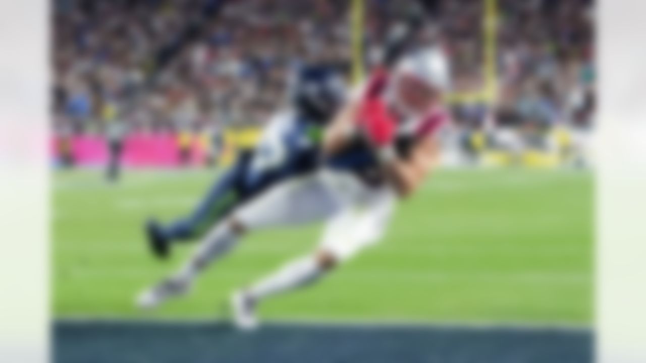 New England Patriots wide receiver Mack Hollins (13) catches the ball for a touchdown during the NFL Super Bowl LX football game against the Seattle Seahawks on Sunday, February 8, 2026 in Santa Clara, Calif.