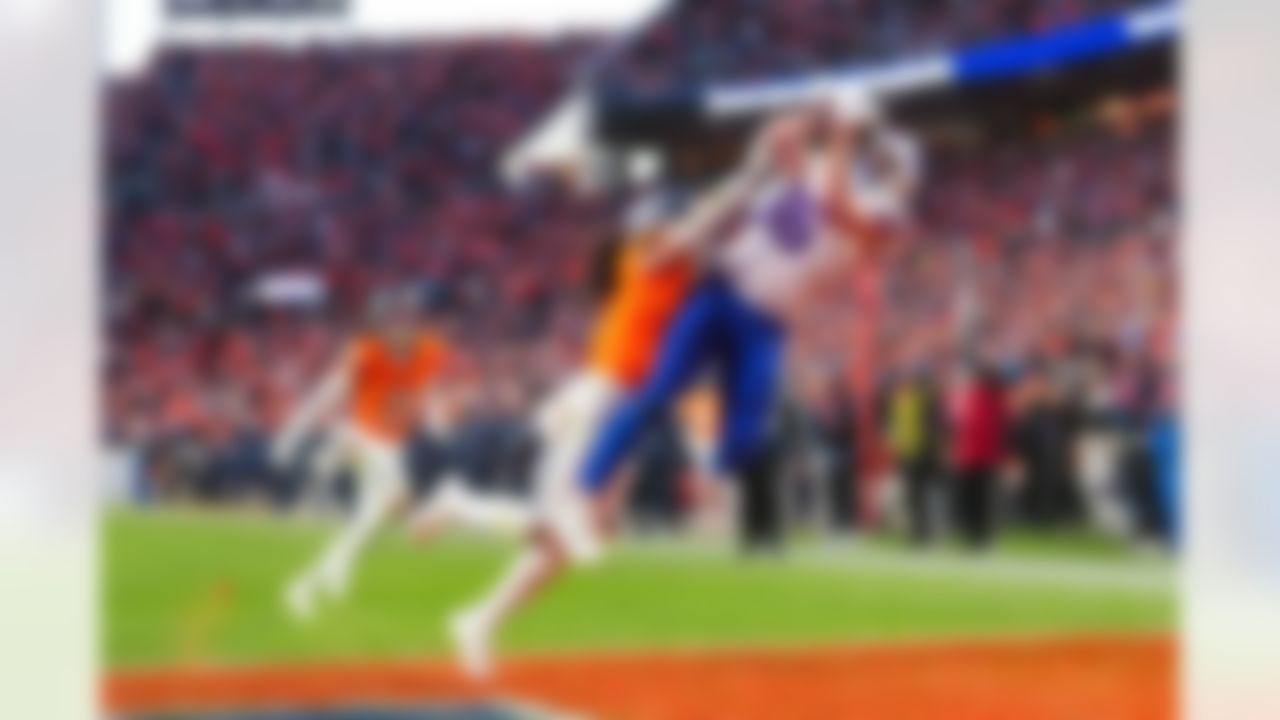 Buffalo Bills tight end Dalton Kincaid (86) scores a touchdown during an NFL football game against the Denver Broncos on Saturday, January 17, 2026 in Denver, Colorado.