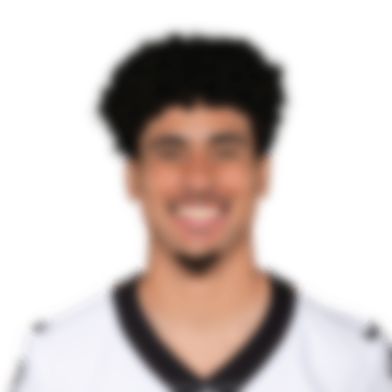 Devaughn Vele