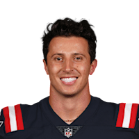 Tommy DeVito headshot