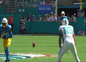 Malik Washington gashes Chargers special teams on 45-yard return