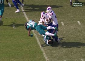 Ray Davis’ collision with his own teammate leads to kick return fumble