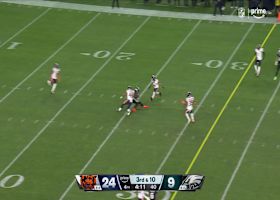 Hurts connects with A.J. Brown in traffic for 17-yard gain