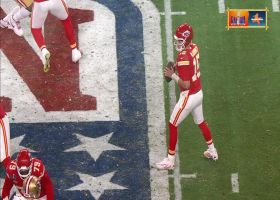Watson snags sideline pass from Mahomes