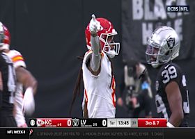 DeAndre Hopkins' first catch as a Chief goes for 13-yard gain vs. Raiders