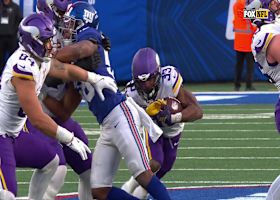 Aaron Jones seals Vikings win over Giants on first-down run