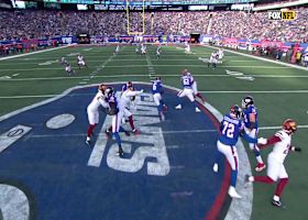 Jaxson Dart up the middle for a 29-yard scramble