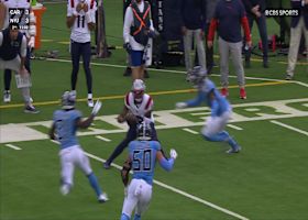 Maye's sideline pass finds Boutte for 16-yard gain