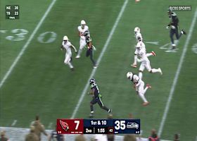 Walker III weaves through Cardinals' defense on 24-yard rush