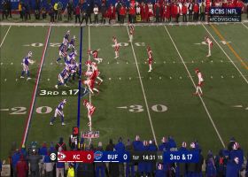 Josh Allen channels Travis Kelce on ad-libbed lateral to Ty Johnson