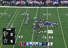 Easton Stick does it himself for 12-yard gain and first down