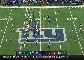 Eagles can't convert on fourth down after Hurts' pass falls short