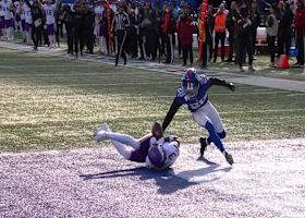 Jordan Addison drops golden opportunity for possible TD catch on first drive