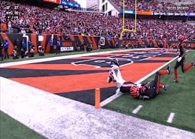 Sixth lead change of game puts Bears ahead 31-27 on Brittain Brown 22-yard TD scamper 