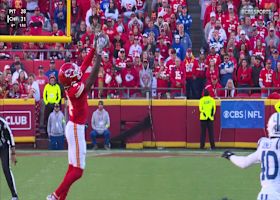 Mahomes' fourth-down strike to Rashee Rice goes for 19-yard gain in crunch time
