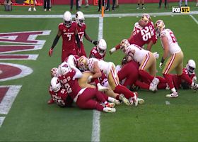 Dobbs plunges into the end zone on 49ers' QB-push play