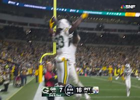 Savion Williams' first NFL TD trims Steelers' lead to 16-13 on 'SNF'