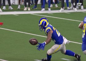 Trevis Gipson snags a 49ers takeaway thanks to Rams' botched handoff