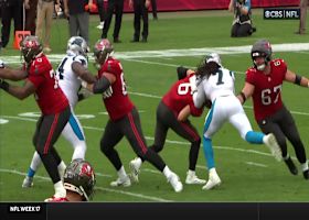 Jadeveon Clowney lassos Mayfield into the ground for authoritative sack