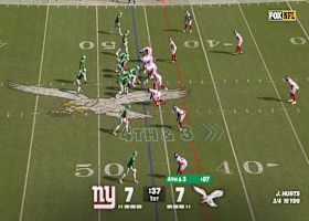 Jalen Hurts converts fourth-and-short with his legs