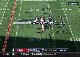 Geno Smith's 28-yard dart to Lockett gets 'Hawks into FG range before halftime