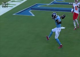 Tyjae Spears' TD run vs. Chiefs ends with a jubilant leap across goal line