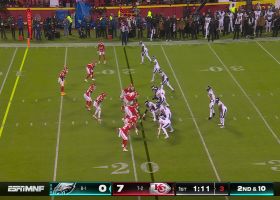 Jason Kelce's block paves way for Swift's 17-yard run to KC 4-yard line