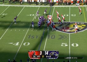Keaton Mitchell explodes for 32-yard catch and run via screen pass