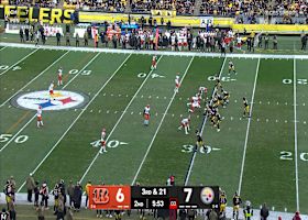 Darnell Washington's 15-yard gain ends in leaping attempt over multiple Bengals defenders