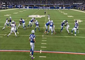 Jonathan Taylor bursts up the middle for 12-yard rush