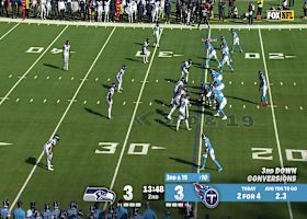 Tyjae Spears roams the globe on 13-yard pickup