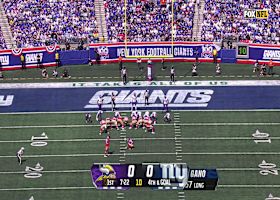 Graham Gano puts the Giants on the board in 2024