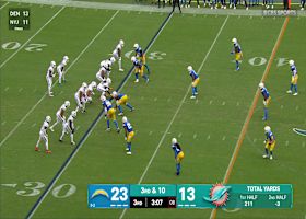 Tuli Tuipulotu enters backfield in a flash for third-down sack