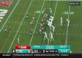 Tyler Huntley directs traffic on elusive TD scramble