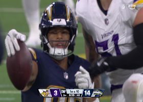 Herbert's 41-yard strike to Gadsden gets Chargers back into Vikings' territory