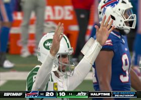 Can't-Miss Play: 52-yard Hail-Mary! Rodgers unleashes his classic throw to Lazard for Jets' TD before halftime