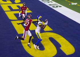 Davante Adams' 11th TD catch of '25 opens scoring in Bucs-Rams on 'SNF'