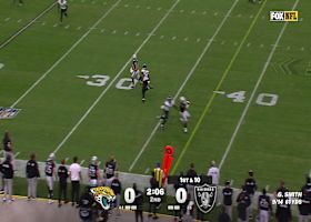 Tre Tucker comes back to football to catch Geno Smith's 10-yard laser