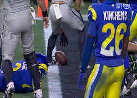 Can't-Miss Play: What The Fumble!? Seahawks convert wildest two-point conversion to tie game vs. Rams