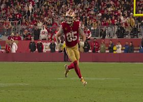 Purdy's play-action pass goes to Kittle for a 19-yard catch and run