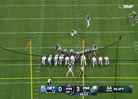 Jake Elliot drains a 34-yard field goal vs. Lions