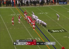 Zamir White sheds would-be tackler on 16-yard run into red zone