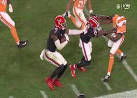 Cousins and Pitts combine for sideline strike that yields 18-yard gain