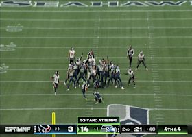 Jason Myers' low kick results in Denico Autry blocked FG